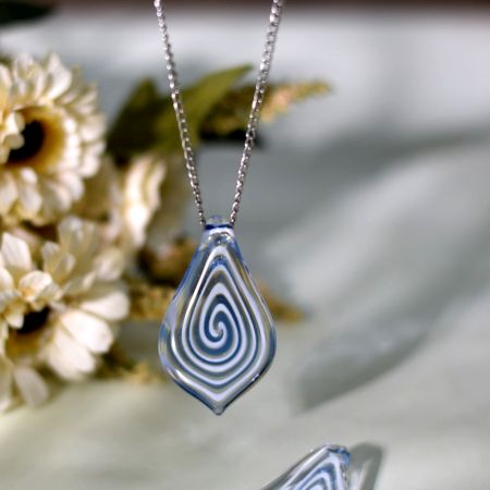 Blue Spiral Leaf Glass Lampwork Pendants for Necklace for Jewellry Making - 1 Piece